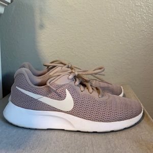 Light purple tanjun nike